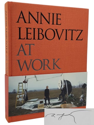 Book #50572] ANNIE LEIBOVITZ AT WORK. Annie Leibovitz