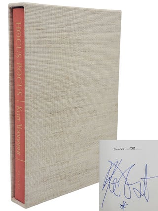 Book #50607] HOCUS POCUS. Kurt Vonnegut