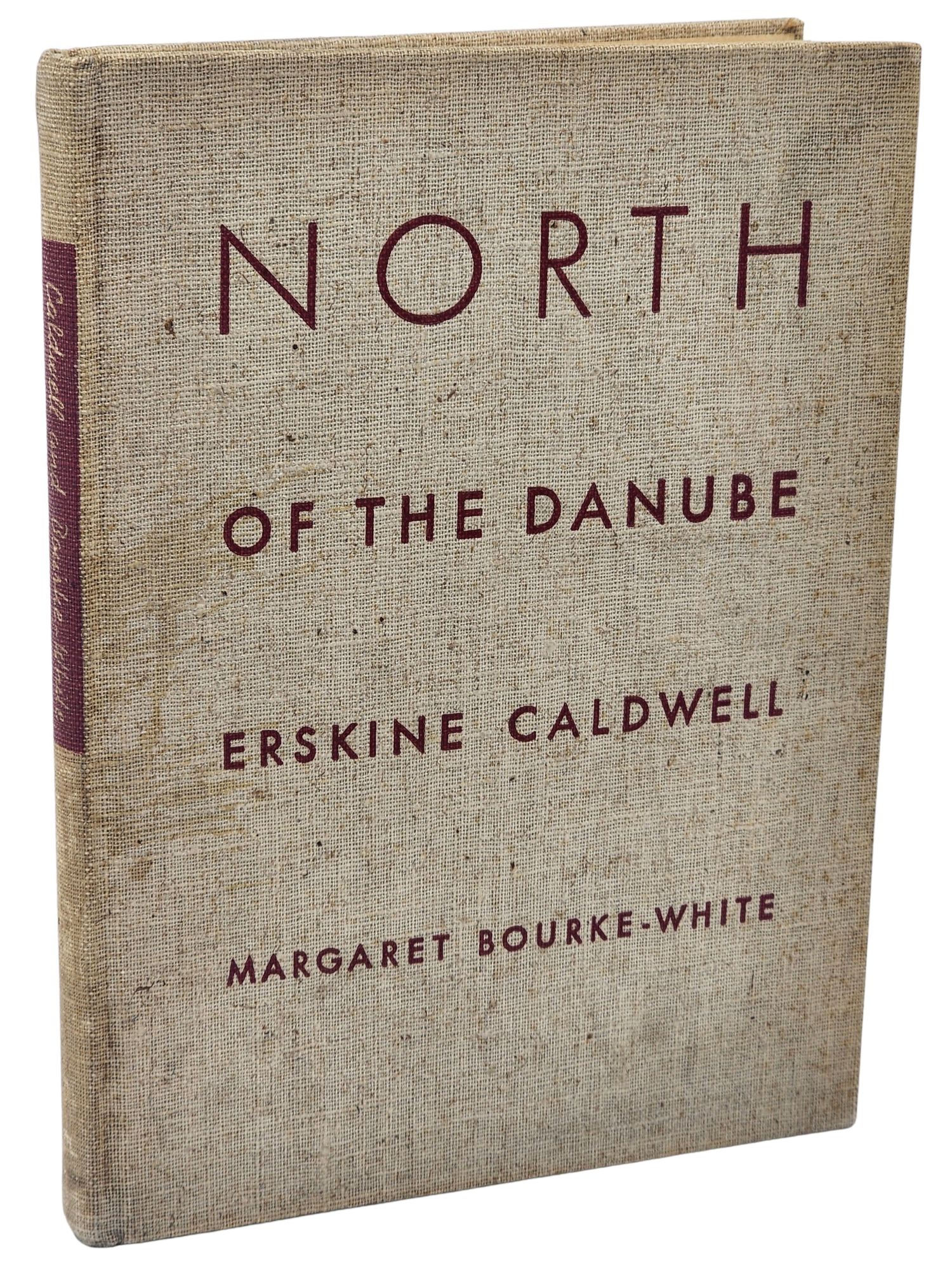 [Book #50955] NORTH OF THE DANUBE. Erskine Caldwell, Margaret Bourke-White.
