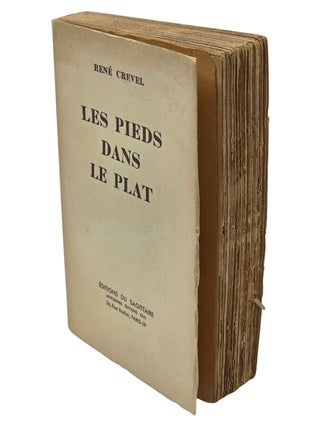 LES PIEDS DANS LE PLAT